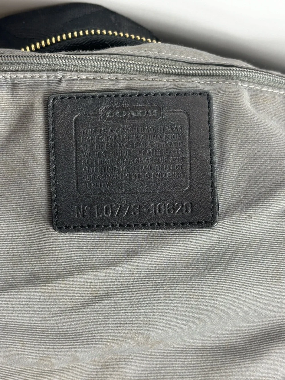 Coach Vintage Hobo Shoulder Bag in Black Canvas with Leather Straps - Picture 8 of 9